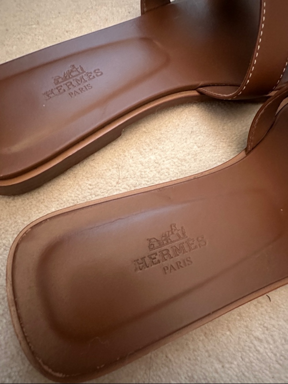 Hermes Oran Leather Slide Sandals - Picture 2 of 9